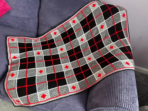 Grannies Tartan Crochet Blanket